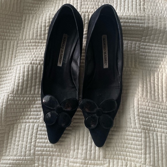 Manolo Blahnik heels - Picture 2 of 5